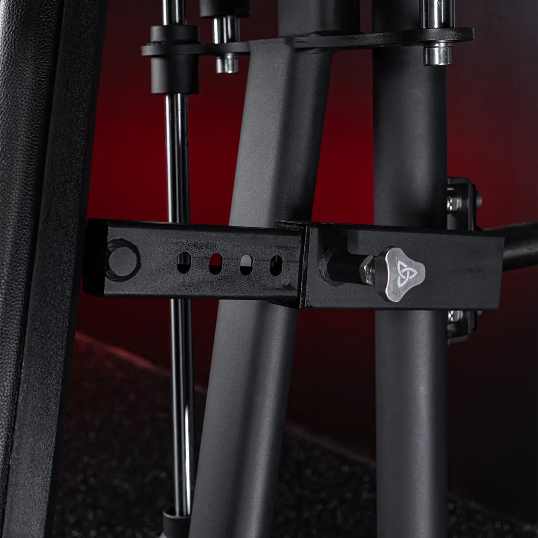 MAGISTRATE PLATE LOADED SMITH SHOULDER PRESS