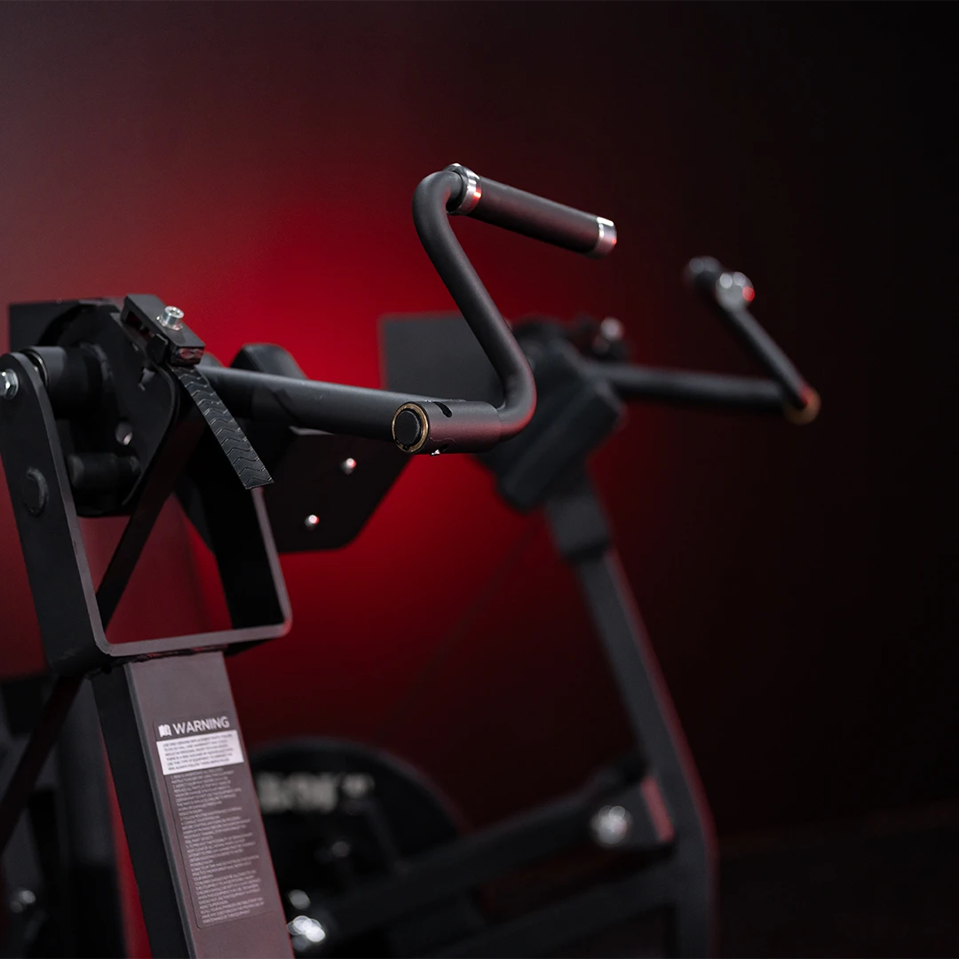 CLASSIC SERIES TAURUS PLATE LOADED UNILATERAL BICEP CURL